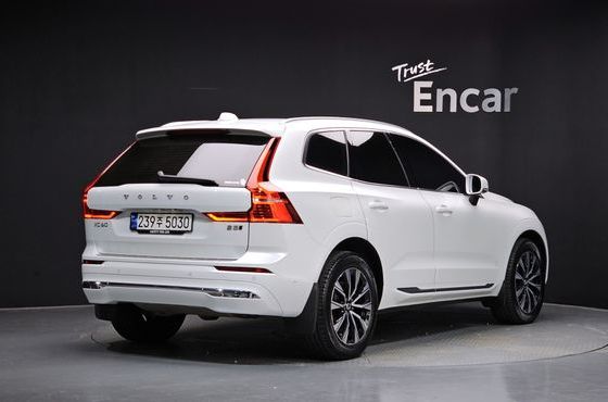 Volvo XC60 B5 Ultimate Bright — пробег 28 751 км — фото 2 из 5