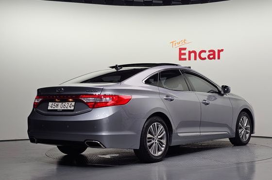 Hyundai Grandeur HG240 Modern Collection — пробег 99 371 км — фото 2 из 5
