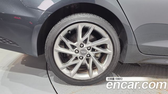 Genesis G70 из Кореи Encar