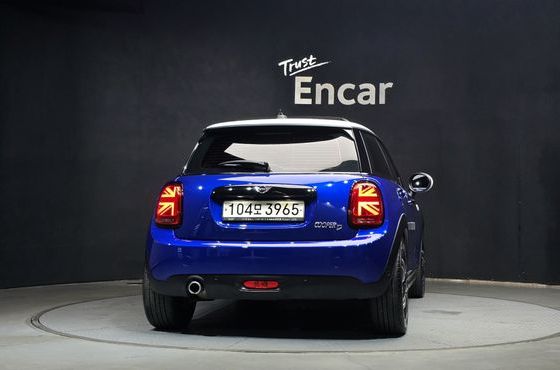 Mini Cooper Standard 3rd — пробег 91 345 км — фото 4 из 5