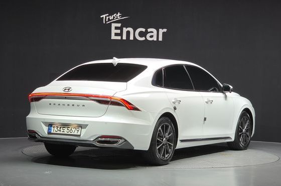 Hyundai Grandeur 3.3 Exclusice — пробег 8 481 км — фото 2 из 5