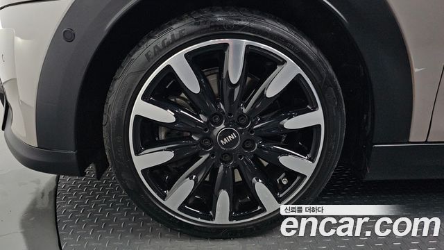 Mini Cooper из Кореи Encar