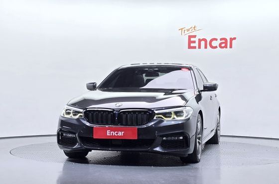 BMW 5-Series 520d M Sport Package Plus — пробег 158 086 км — фото 3 из 5