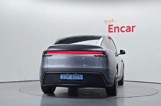 Tesla Model Y Premium Long Range AWD — пробег 1 842 км — фото 4 из 5