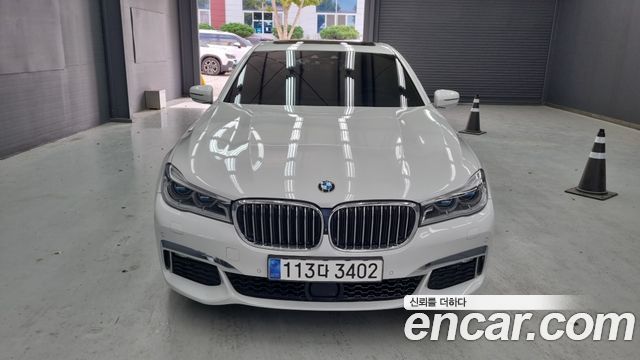 BMW 7-Series 730d xDrive M Sport — пробег 150 000 км — фото 1 из 5