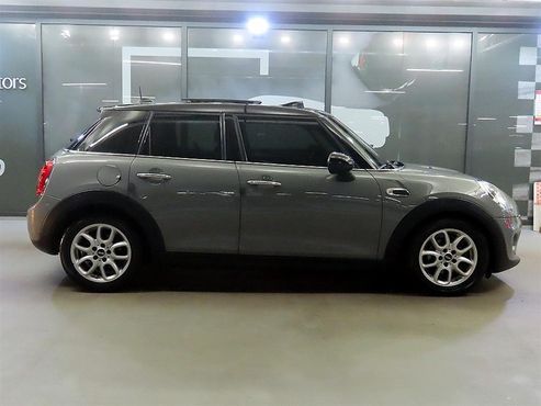 Mini Cooper 5Door HIGH 3rd — пробег 120 045 км — фото 3 из 5