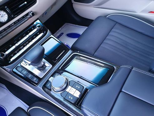 Genesis EQ900 3.3 T-GDI AWD Premiun Luxury — пробег 128 000 км — фото 4 из 5