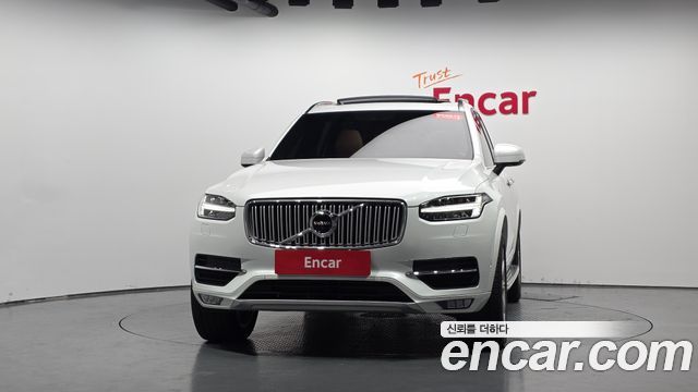 Volvo XC90 T6 Inscription — пробег 71 365 км — фото 3 из 5