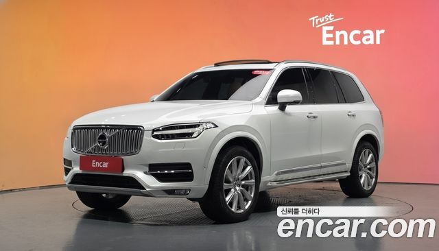 Volvo XC90 T6 Inscription — пробег 71 365 км — фото 1 из 5