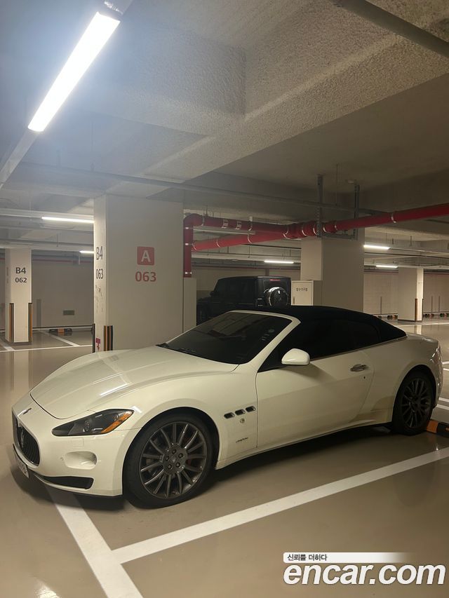 Maserati Gran Cabrio 4.7 — пробег 35 000 км — фото 1 из 5