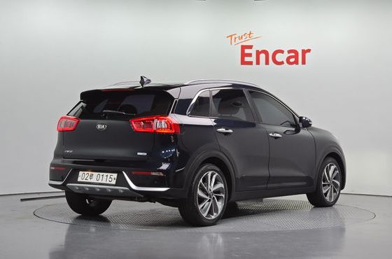 Kia Niro Noblesse — пробег 123 052 км — фото 2 из 5