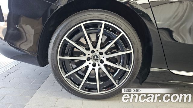 Mercedes-Benz EQS из Кореи Encar