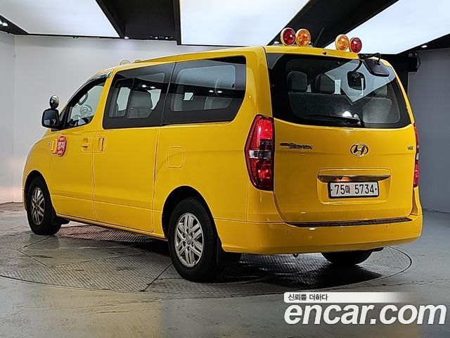 Hyundai Starex из Кореи Encar