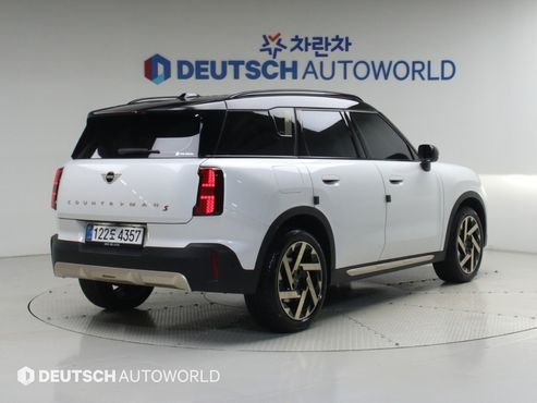 Mini Countryman ALL4 Favoured — пробег 5 926 км — фото 2 из 5