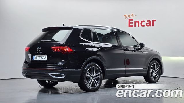 Volkswagen Tiguan из Кореи Encar