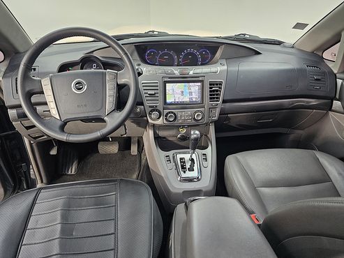 Ssangyong KORANDO 2WD LT 9-seater — пробег 158 767 км — фото 5 из 5