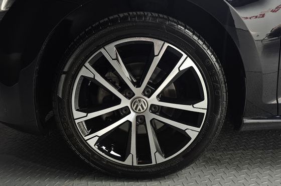 Volkswagen Golf 1.4 TSI Premium — пробег 129 936 км — фото 5 из 5