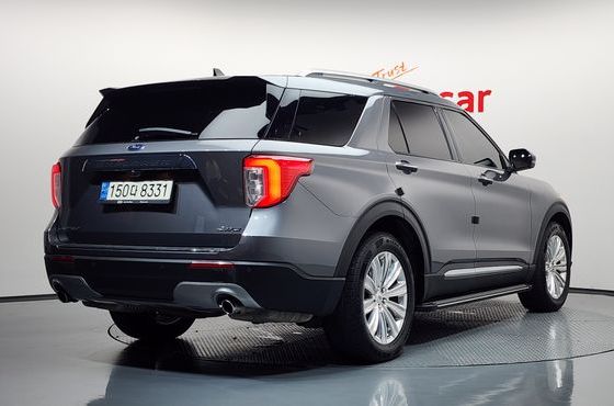 Ford Explorer 2.3 LimIted 4WD — пробег 104 462 км — фото 2 из 5