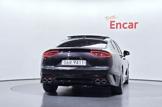 Kia Stinger 3.3 Turbo 2WD Masters — пробег 124 980 км — фото 4 из 5