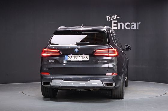BMW X5 xDrive 45e xLine — пробег 40 991 км — фото 4 из 5