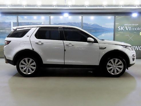 Land Rover Discovery Sport 2.0 TD4 HSE Luxury — пробег 92 269 км — фото 3 из 5