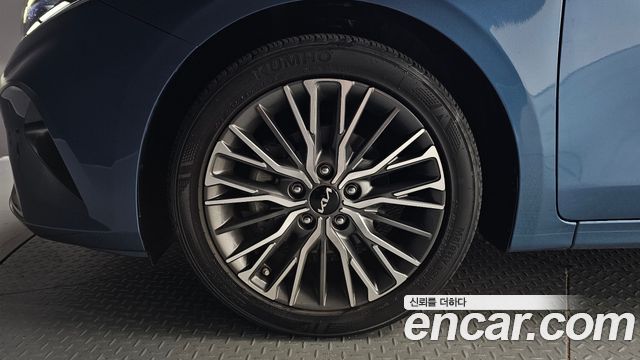 Kia K3 из Кореи Encar