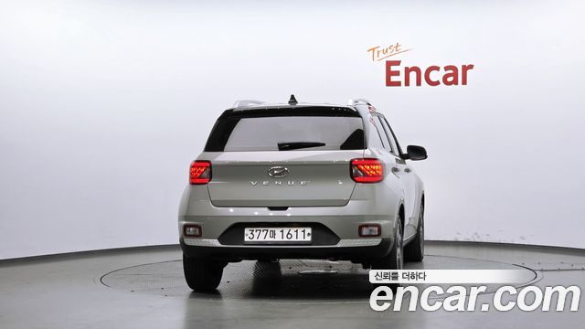 Hyundai Venue из Кореи Encar