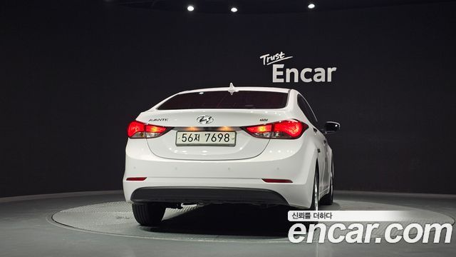 Hyundai AVANTE из Кореи Encar