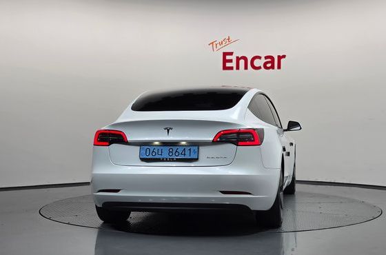 Tesla Model 3 Long Range AWD — пробег 115 085 км — фото 4 из 5