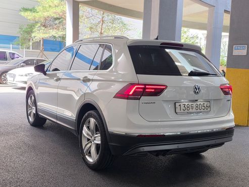 Volkswagen Tiguan 2.0 TDI 4Motion Prestige — пробег 79 347 км — фото 4 из 5