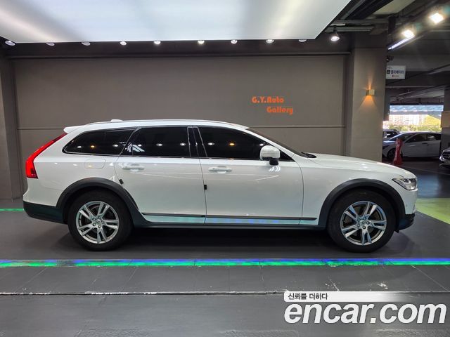 Volvo V90 D5 AWD — пробег 164 164 км — фото 5 из 5