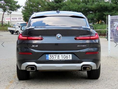BMW X4 xDrive20i xLine — пробег 29 915 км — фото 4 из 5