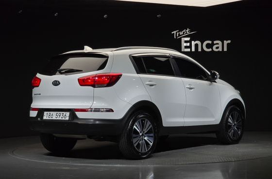 Kia Sportage Diesel 2WD Trendy — пробег 182 055 км — фото 2 из 5