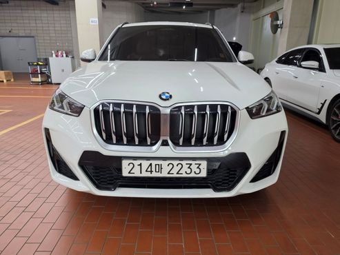 BMW X1 xDrive 20i M Sport — пробег 8 215 км — фото 1 из 5