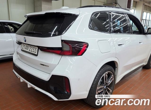 BMW X1 xDrive 20i M Sport — пробег 8 215 км — фото 3 из 5