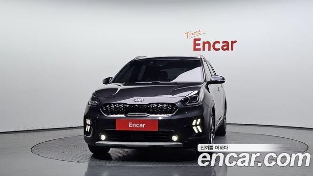 Kia Niro 1.6 HEV Noblesse Special — пробег 130 407 км — фото 3 из 5