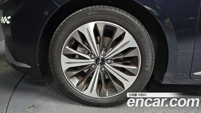 Kia K8 из Кореи Encar