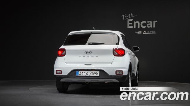 Hyundai Venue из Кореи Encar