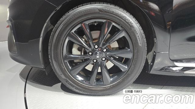 Kia Carnival 9-Seater Noblesse Special — пробег 140 239 км — фото 5 из 5
