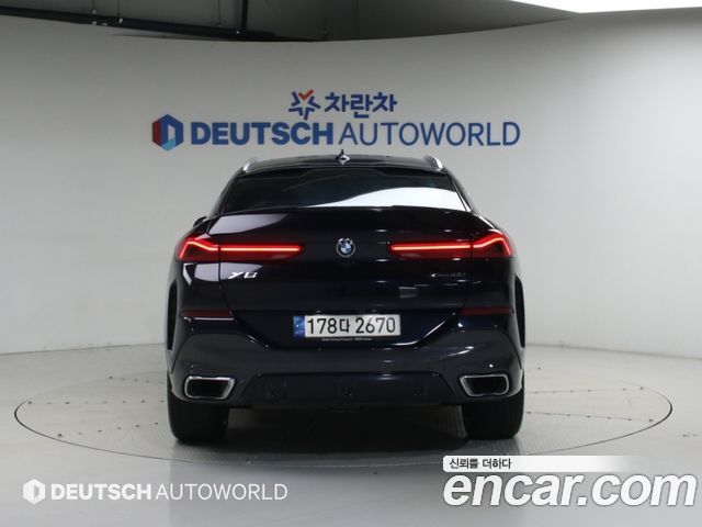 BMW X6 xDrive40i M Sport — пробег 72 550 км — фото 4 из 5