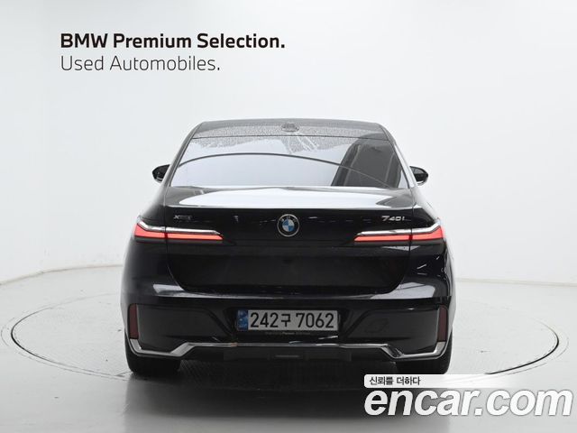 BMW 7-Series 740i xDrive M Sport — пробег 49 205 км — фото 4 из 5