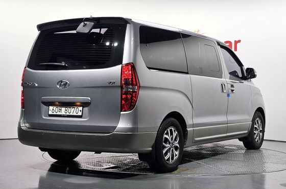 Hyundai Starex Urban 9-Seater Premium Spicial — пробег 36 431 км — фото 2 из 5