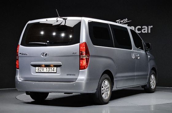 Hyundai Starex Van 3-Seater Smart — пробег 79 917 км — фото 2 из 5
