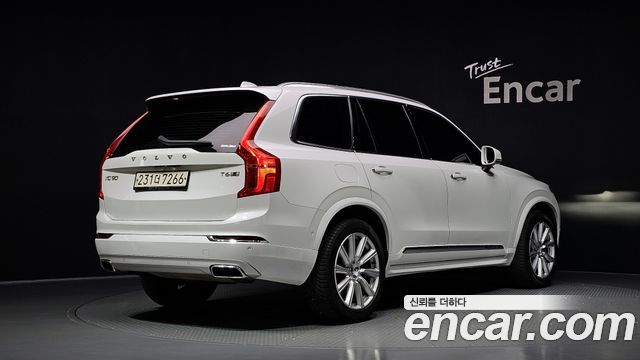 Volvo XC90 T6 Inscription — пробег 77 591 км — фото 2 из 5