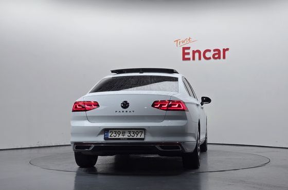 Volkswagen Passat 2.0 TDI Prestige — пробег 147 553 км — фото 4 из 5