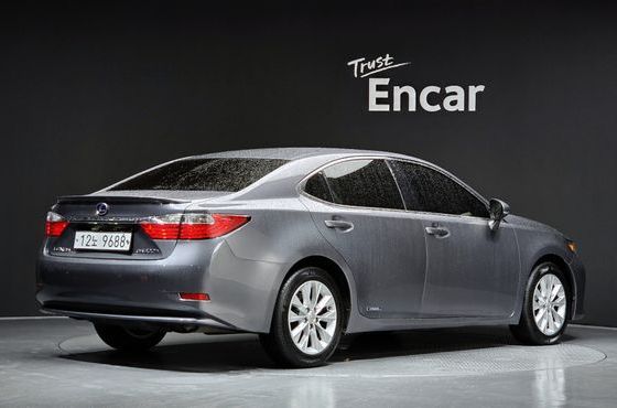 Lexus ES Supreme XV60 — пробег 93 614 км — фото 2 из 5