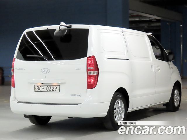Hyundai Starex Van 3-Seater Smart — пробег 149 985 км — фото 4 из 5