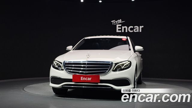 Mercedes-Benz E-Class из Кореи Encar