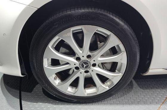 Mercedes-Benz E-Class E300 Exclusive — пробег 52 635 км — фото 5 из 5