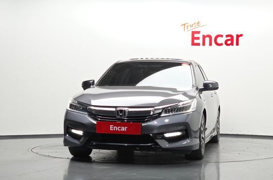 Honda Accord 2.0 Hybrid 9th — пробег 105 723 км — фото 3 из 5